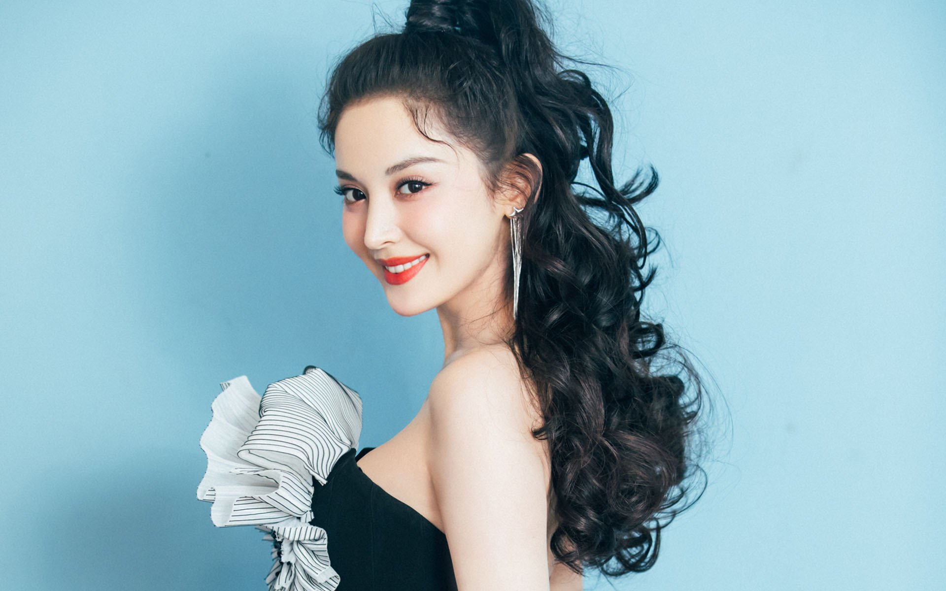 达米恩·麦肯齐:全黑队的进攻大师,巧妙的传球和突破让对方防不胜防